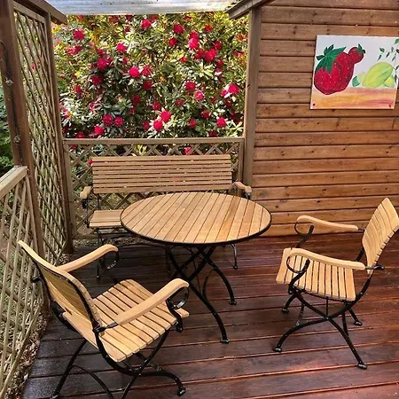 Gartenhaus דירה *