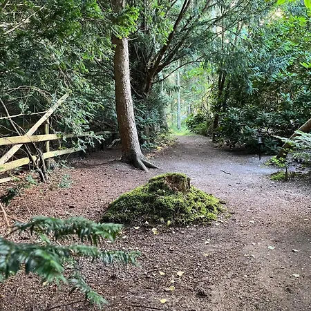 Gartenhaus * נבל